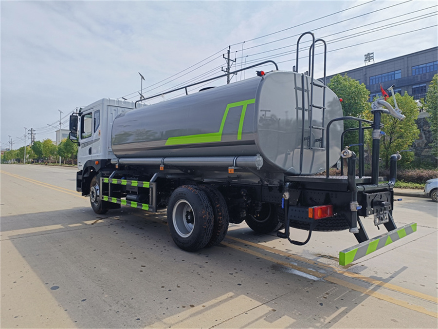 12����ˮ܇-�|�L(f��ng)�¿�12����ˮ܇